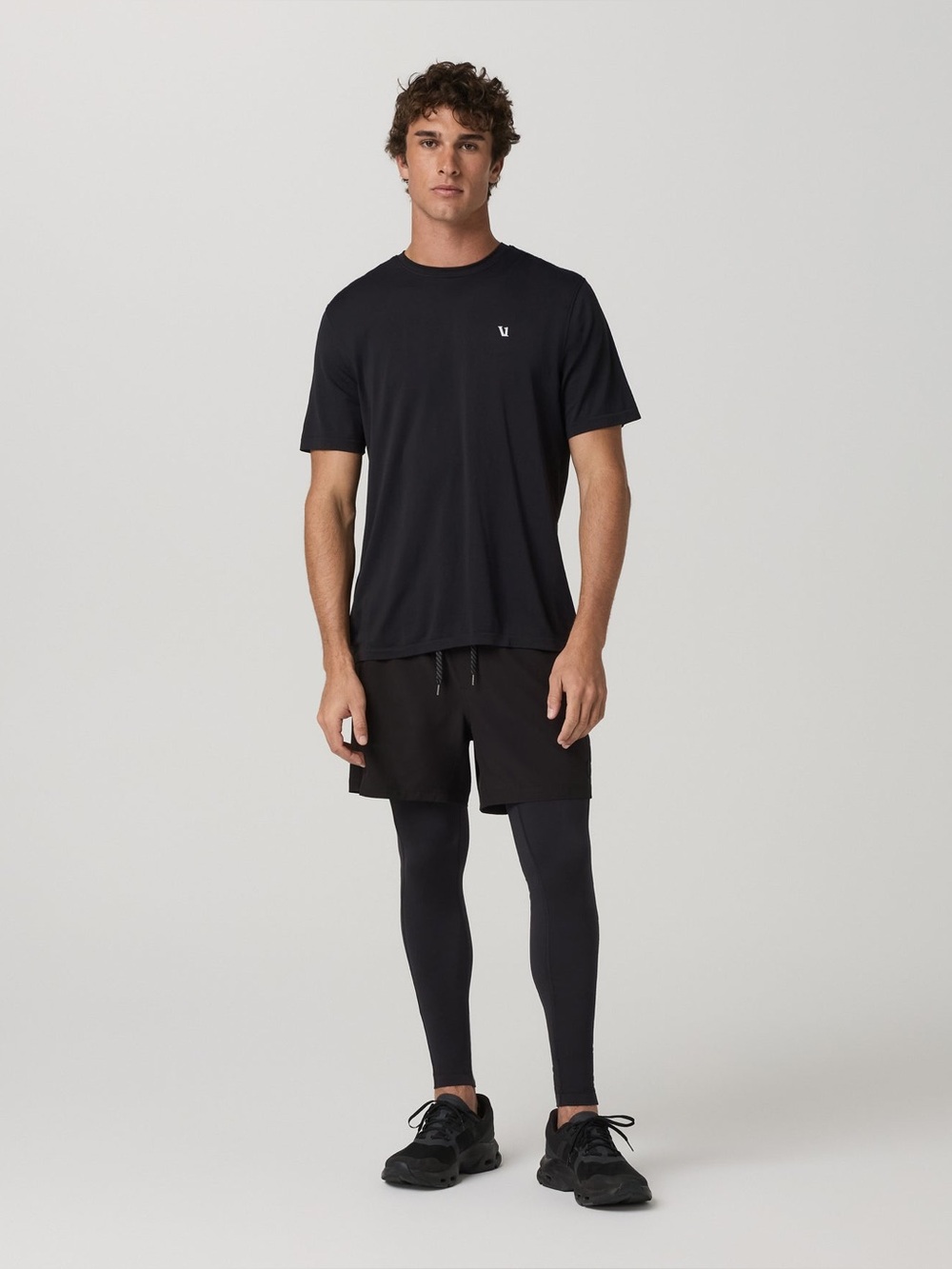 Vuori Mens Limitless Compression right